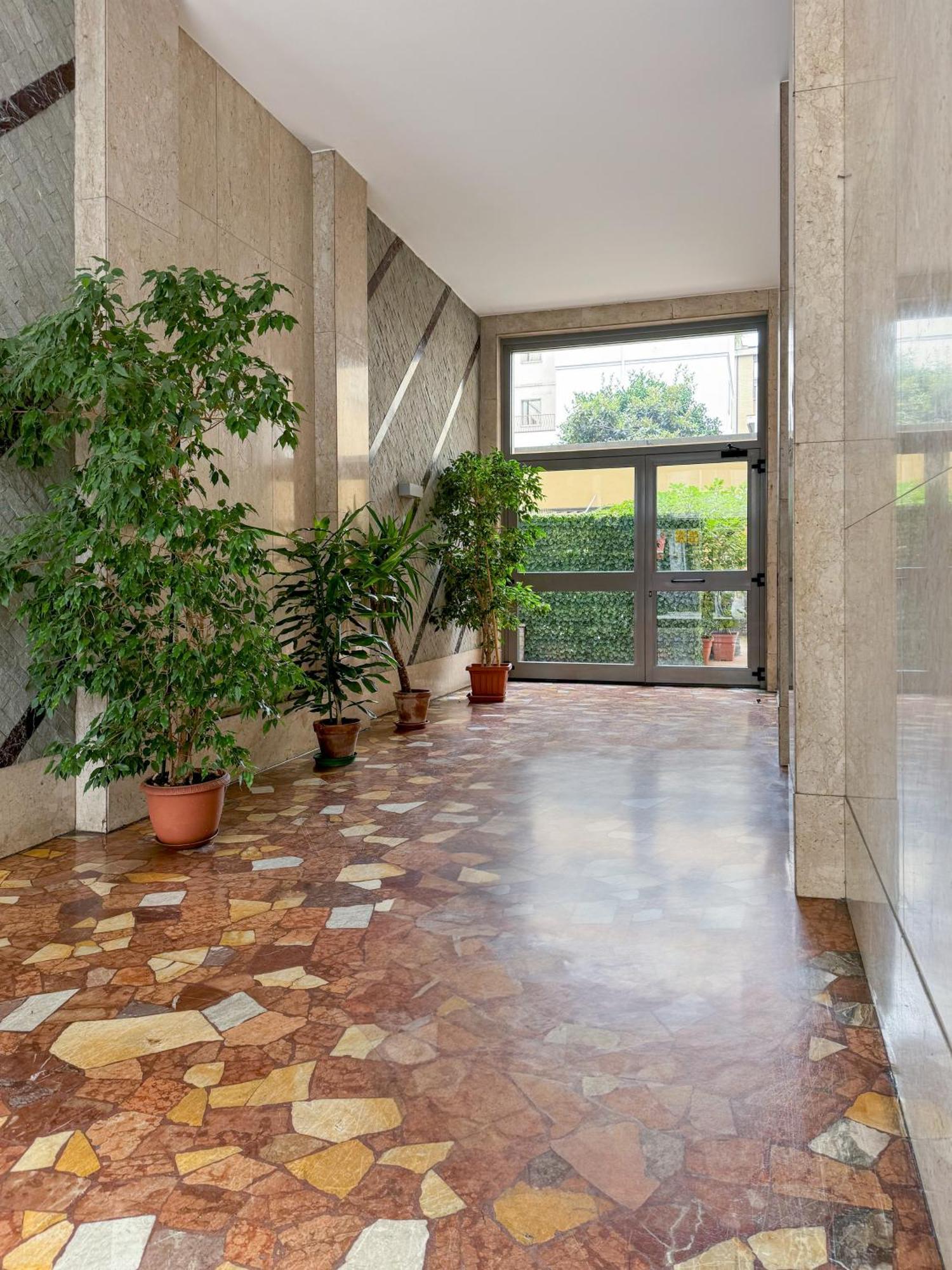 Klimt Central Station - Two Room Apartment Milaan Buitenkant foto