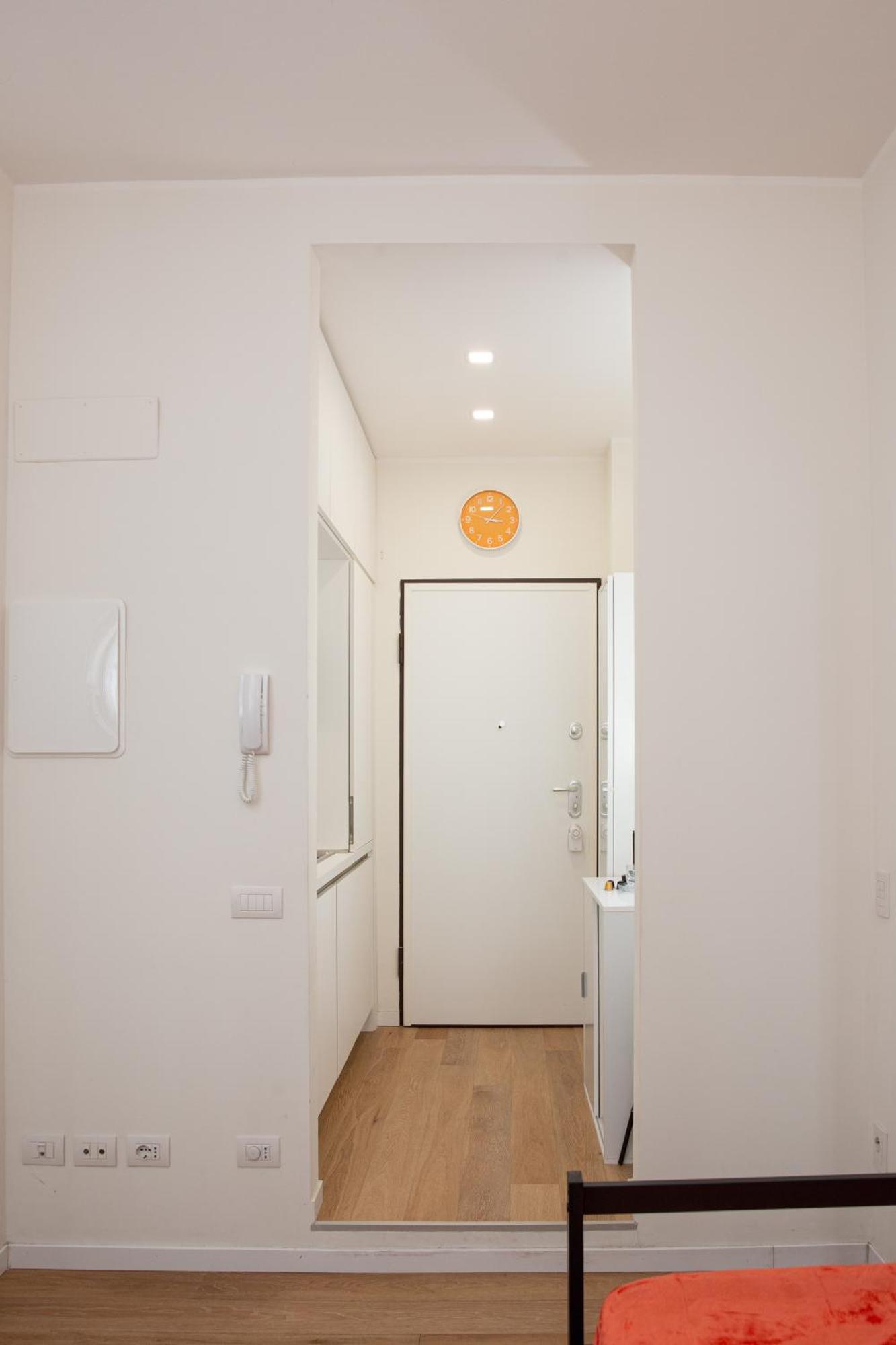 Klimt Central Station - Two Room Apartment Milaan Buitenkant foto